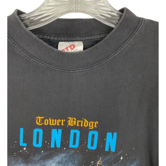 Vintage Tower Bridge London Graphic T-Shirt Black Mens Size XL Zip it - Picture 3 of 7